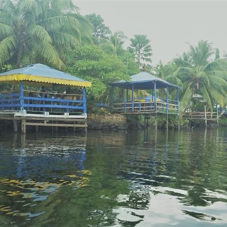Aylos Bay Hotel Akosombo Esterno foto