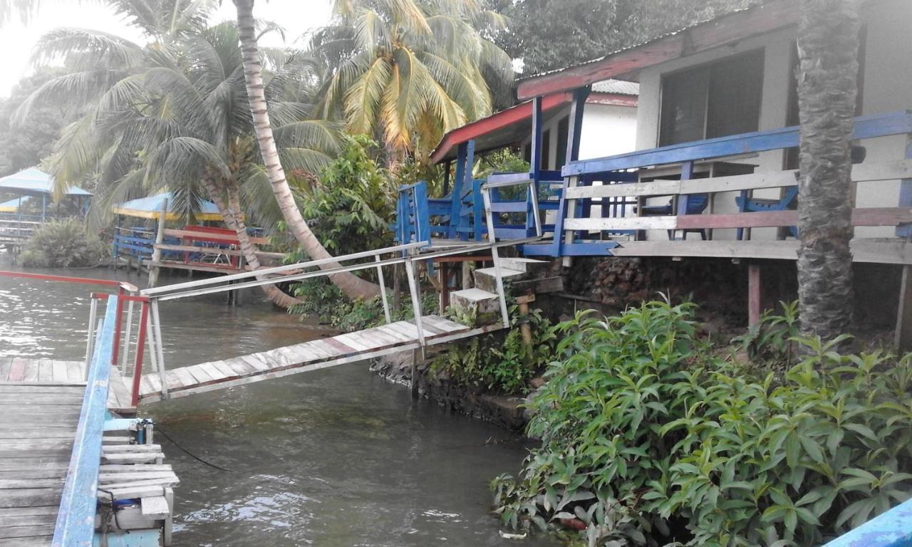 Aylos Bay Hotel Akosombo Esterno foto