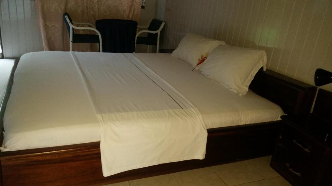 Aylos Bay Hotel Akosombo Esterno foto