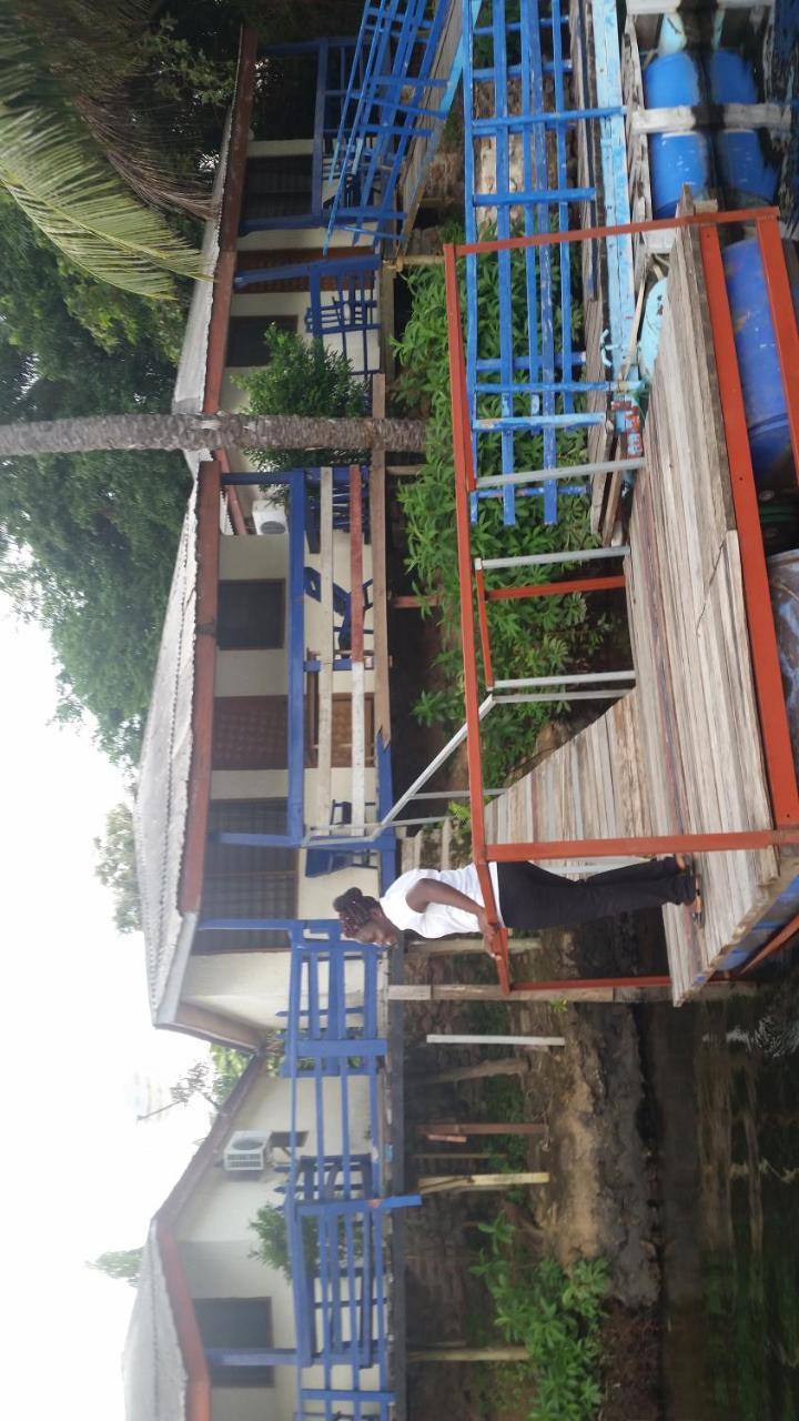Aylos Bay Hotel Akosombo Esterno foto